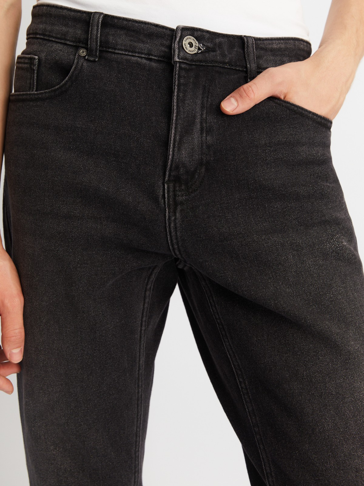 Утеплённые джинсы фасона Tapered с начёсом внутри